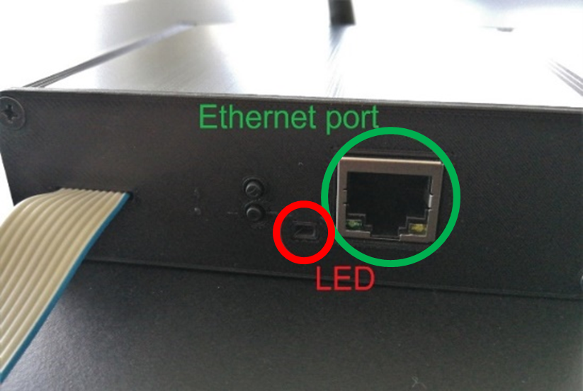 Markering af ethernet port og LED lampe